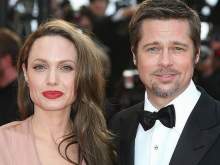 Джоли обвинила Питта в неуплате алиментов и требует ускорить развод