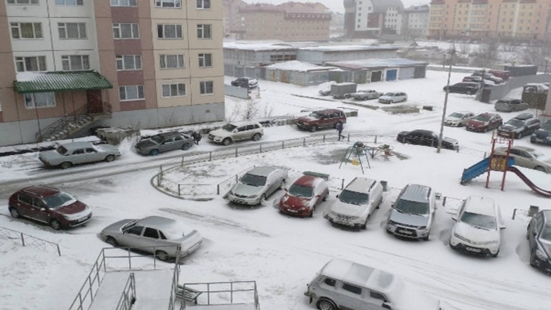 В первый день лета Россию засыпало снегом - фото и видео