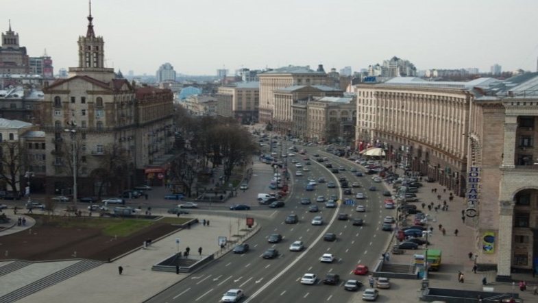 После Крестного хода в центре Киева возобновили движение транспорта