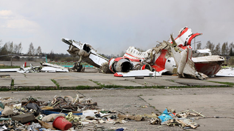 Россия разрешила польским экспертам осмотреть обломки самолета Качиньского