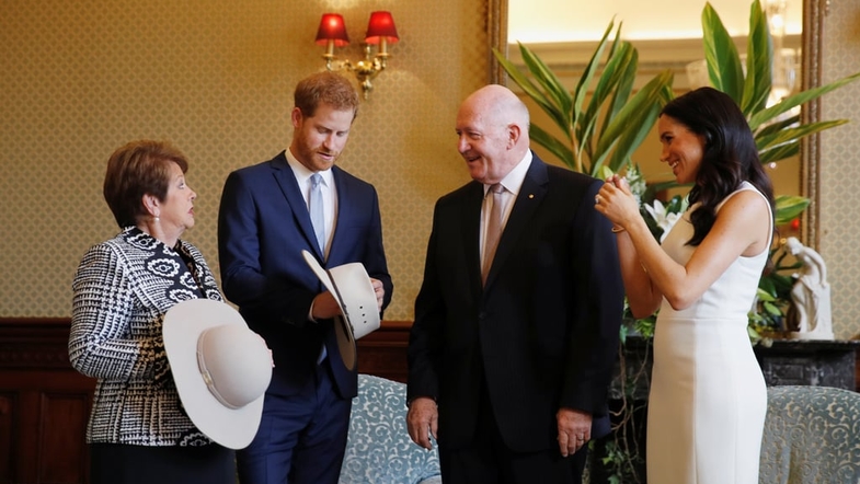 Принц Гарри и Меган Маркл получили в Австралии первый подарок для будущего ребенка (ВИДЕО)
