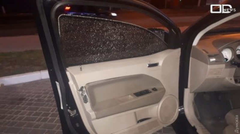 В Одессе расстреляли автомобиль активиста "Автомайдана" (ФОТО, ВИДЕО)