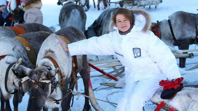 Шпицу в нежном образе сравнили с Золушкой и Ассоль